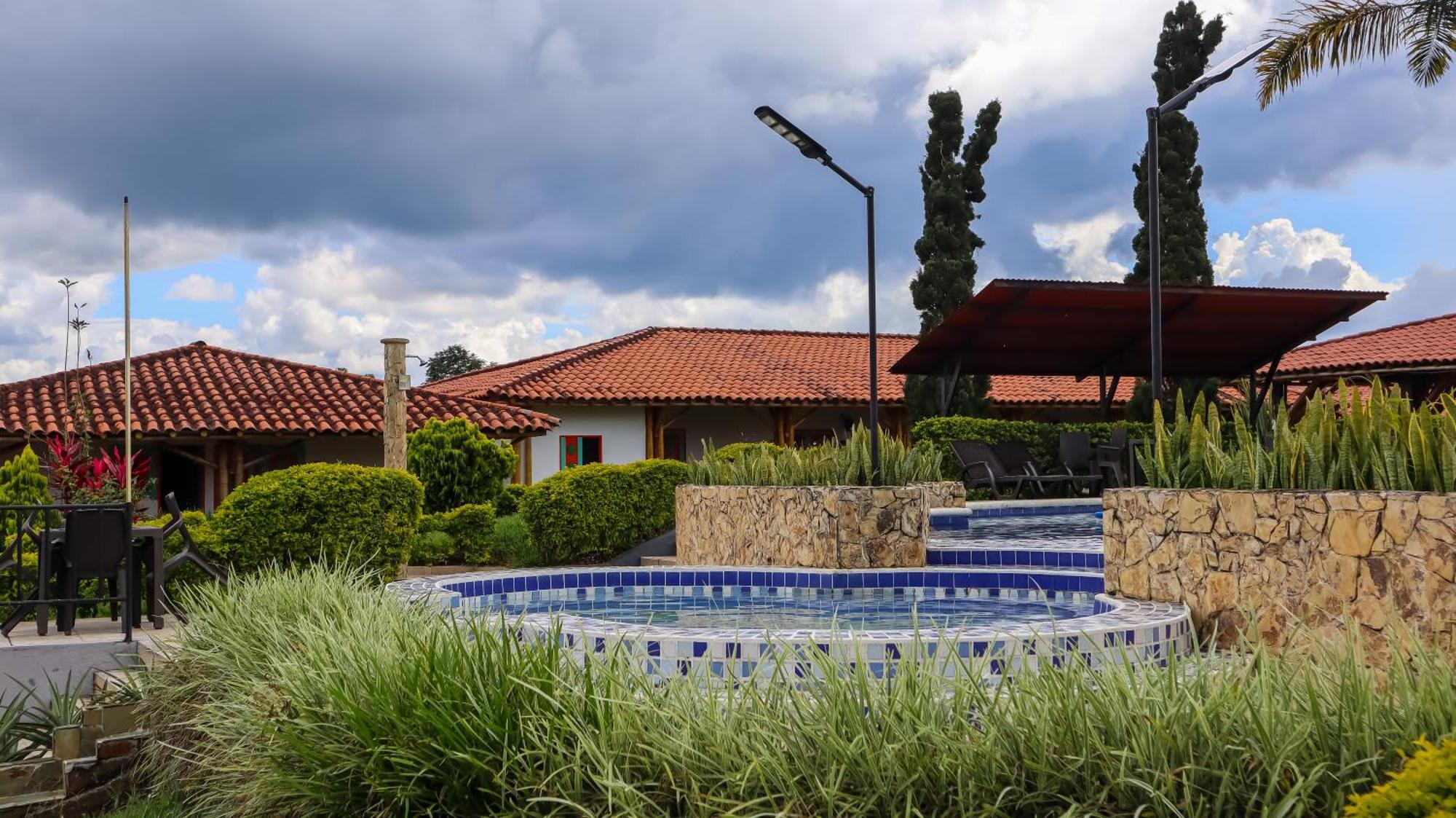 Hotel Parque De Los Arrieros Montenegro Esterno foto