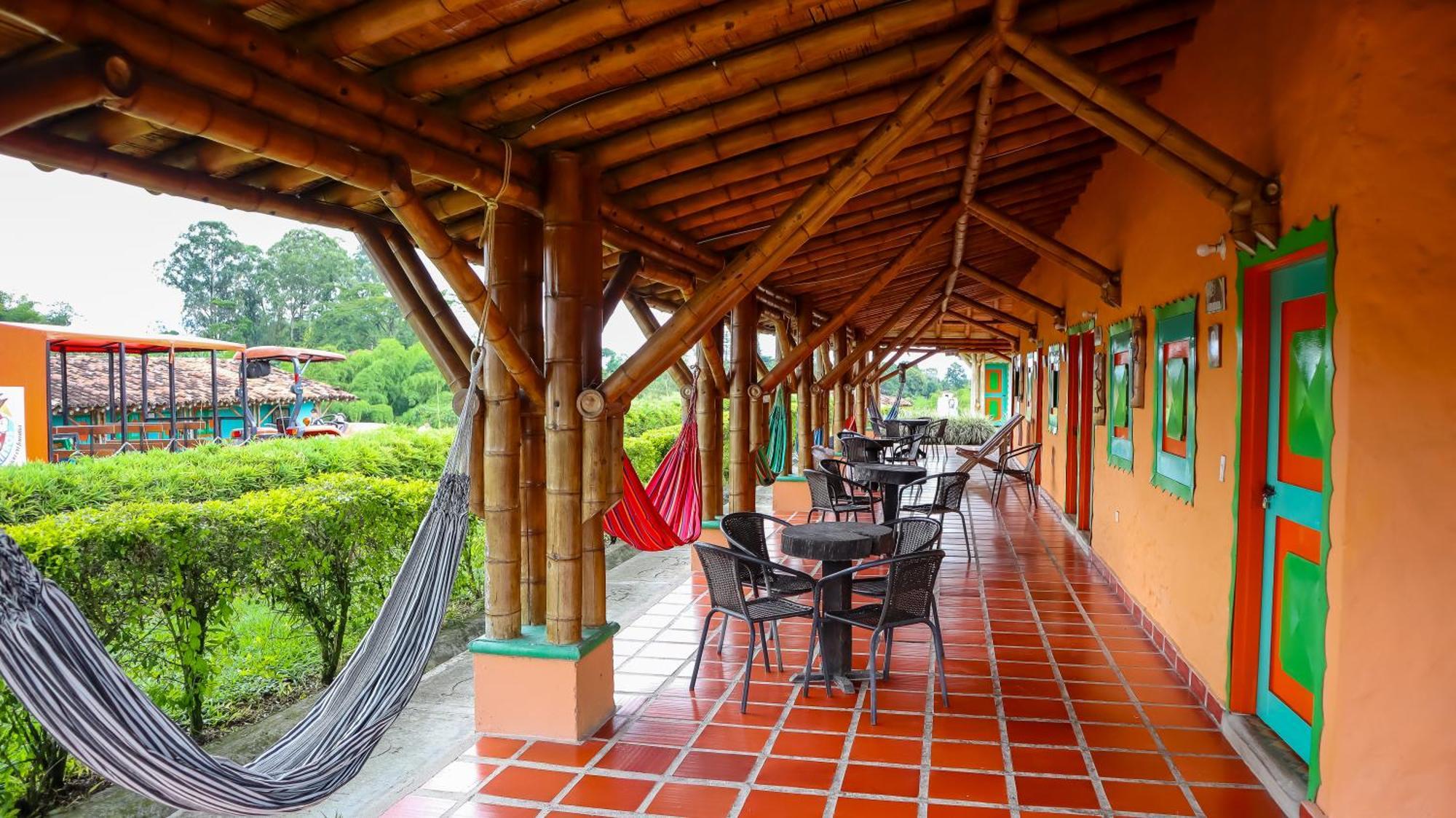 Hotel Parque De Los Arrieros Montenegro Esterno foto