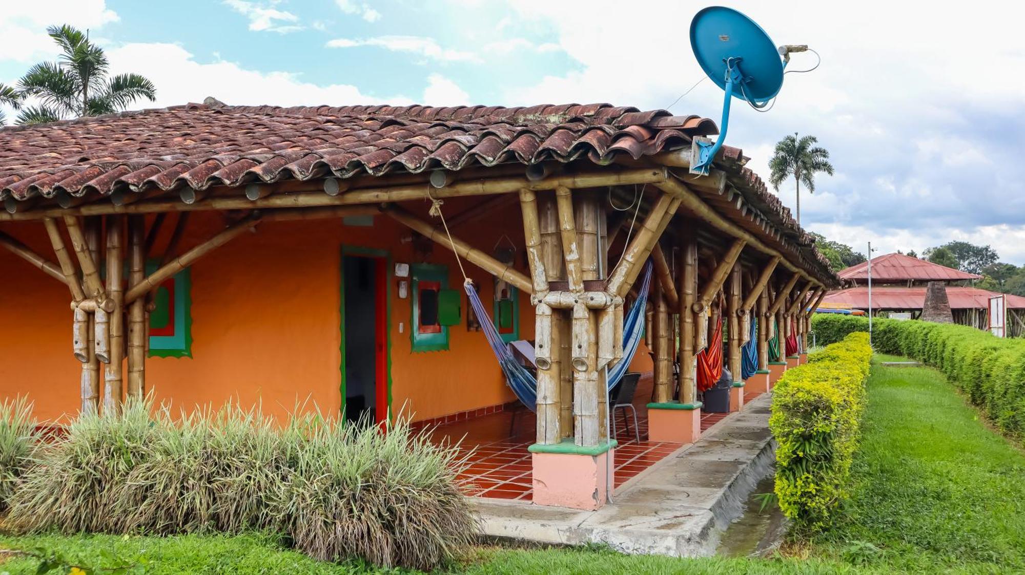 Hotel Parque De Los Arrieros Montenegro Esterno foto