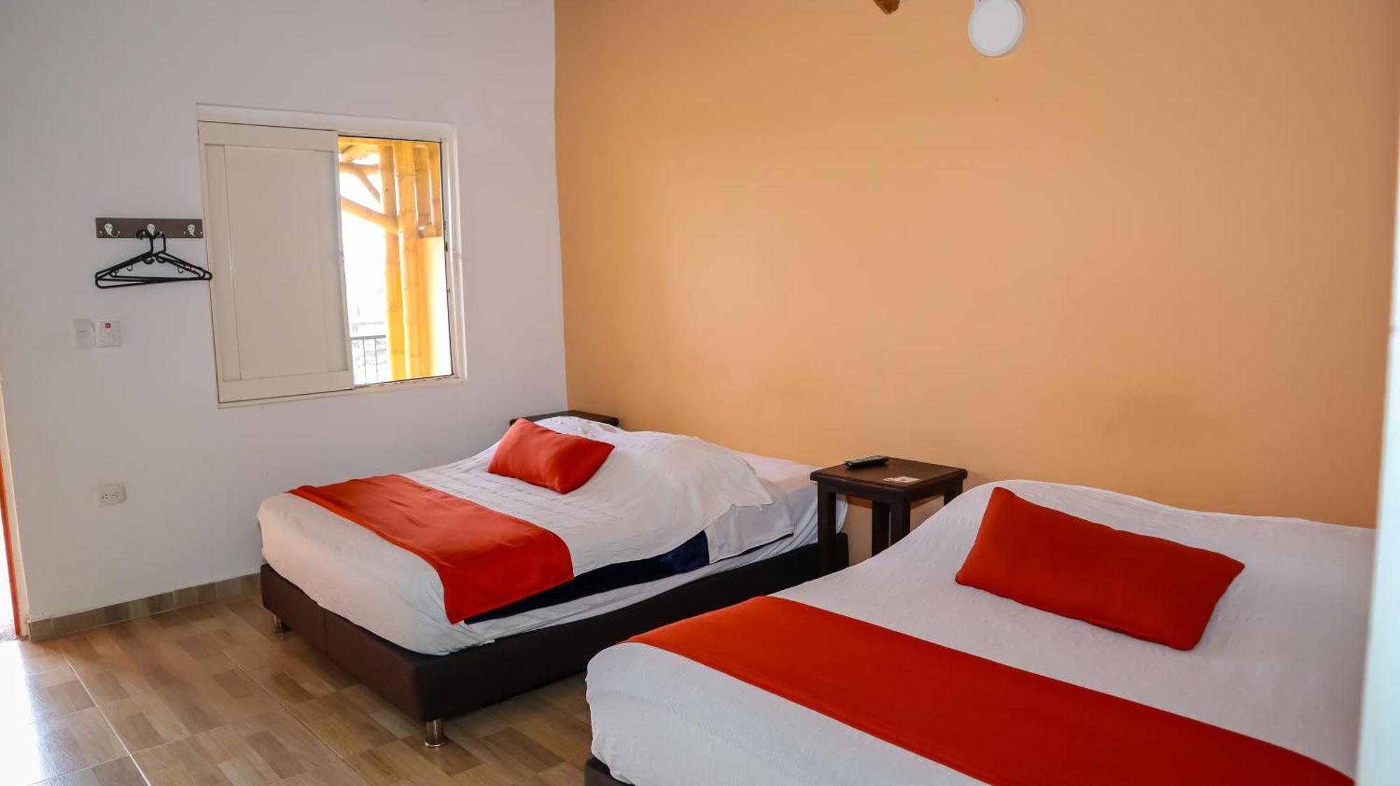Hotel Parque De Los Arrieros Montenegro Esterno foto