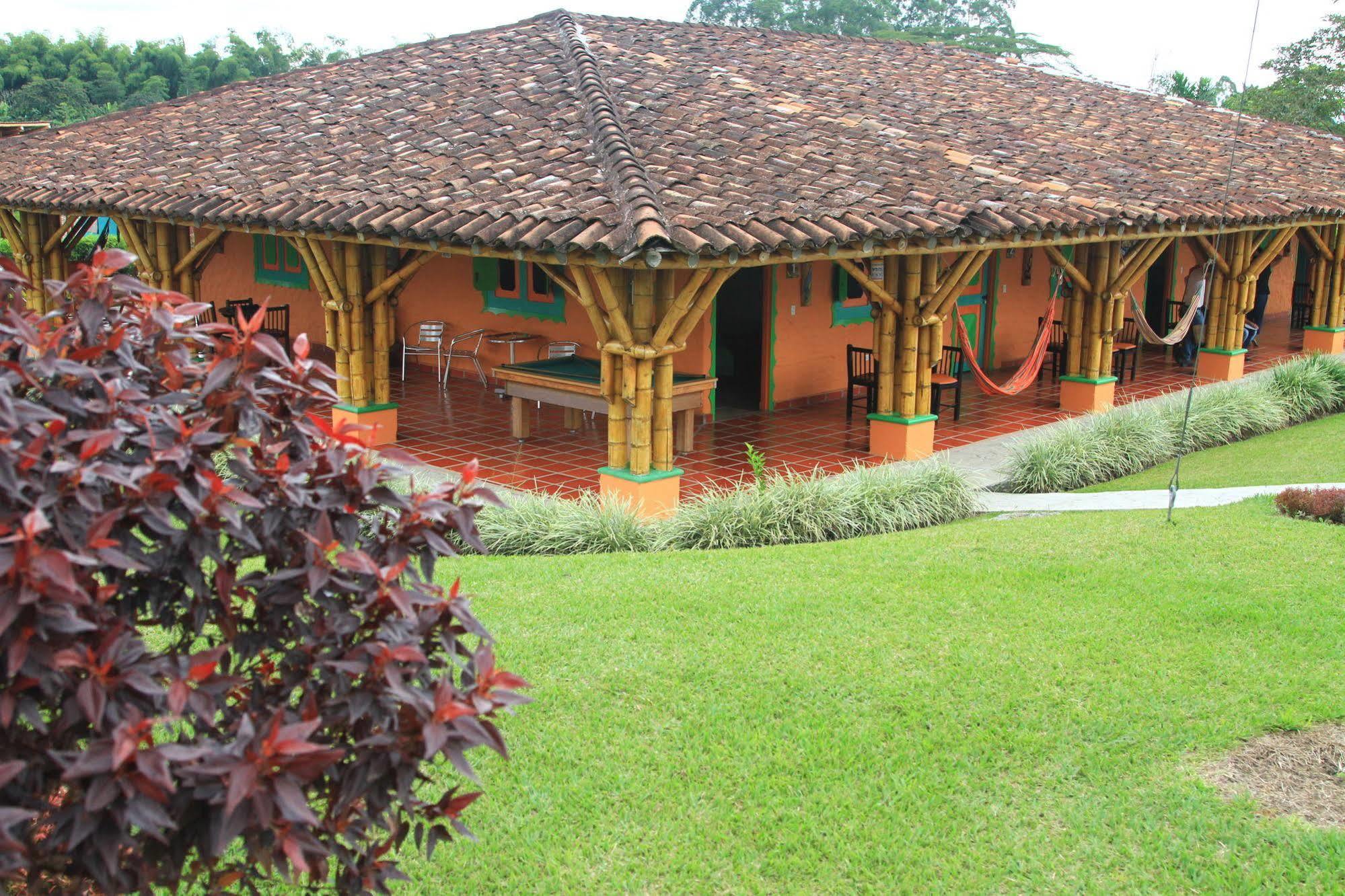 Hotel Parque De Los Arrieros Montenegro Esterno foto